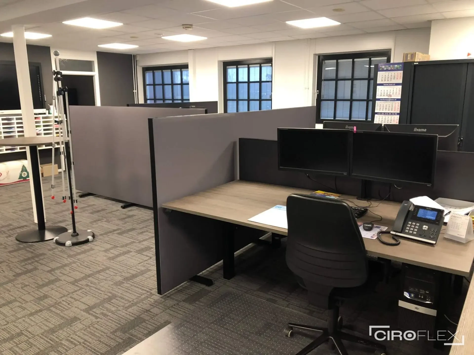 mobiele-scheidingswanden-akoestisch_-Timmerfabriek-Ebbers-kantoortuin-scaled mobiele scheidingswanden akoestisch_ Timmerfabriek Ebbers kantoortuin